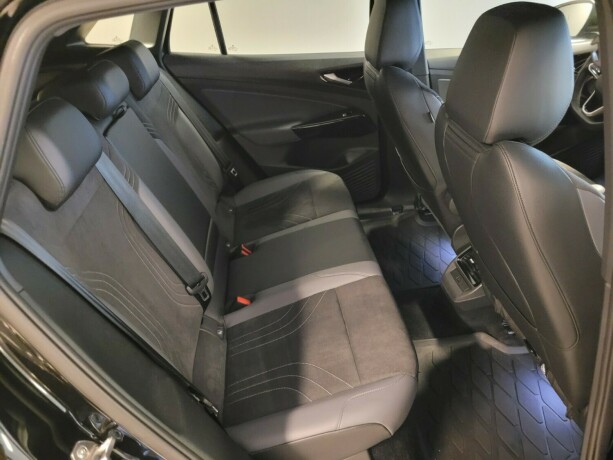 volkswagen-id4-elektrisitet-2022-big-17