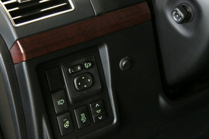toyota-land-cruiser-diesel-2015-big-20