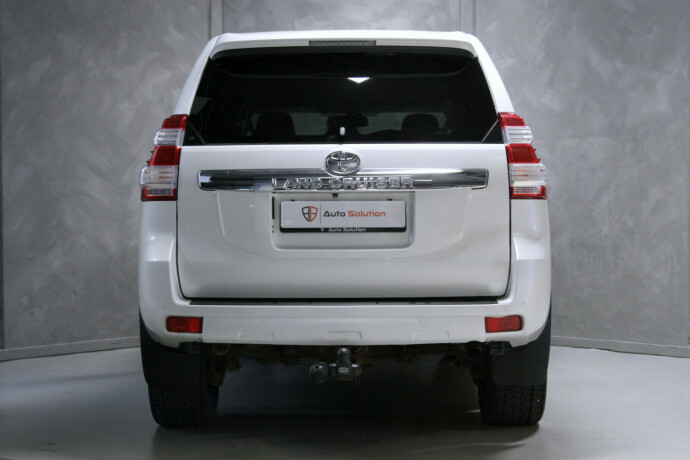 toyota-land-cruiser-diesel-2015-big-29