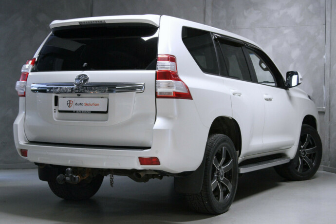 toyota-land-cruiser-diesel-2015-big-1