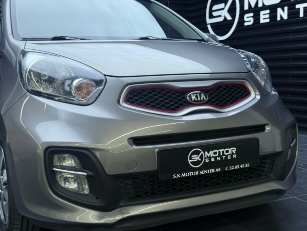 kia-picanto-bensin-2015-big-3