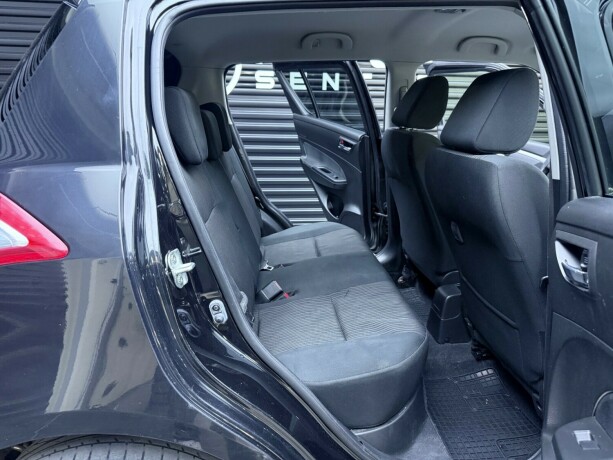 suzuki-swift-bensin-2011-big-25