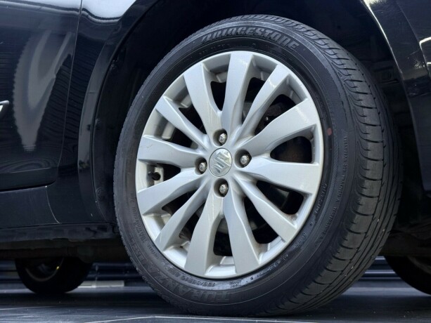 suzuki-swift-bensin-2011-big-7