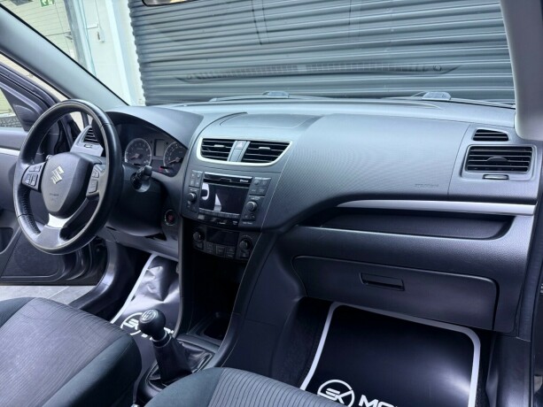 suzuki-swift-bensin-2011-big-11