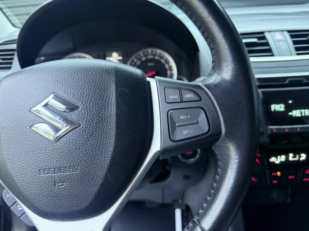 suzuki-swift-bensin-2011-big-15