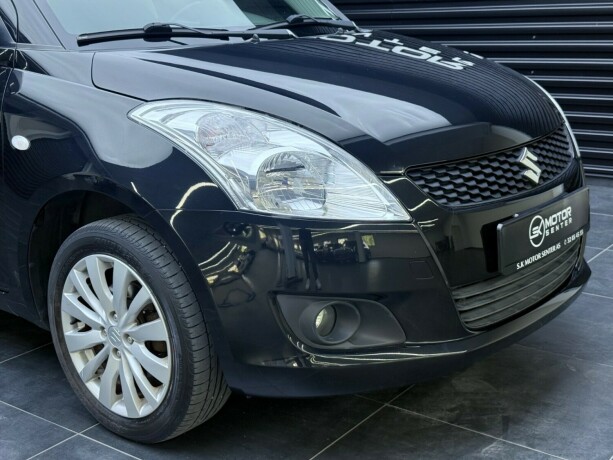 suzuki-swift-bensin-2011-big-2