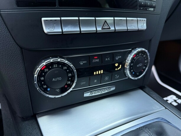 mercedes-benz-c-klasse-bensin-2013-big-23