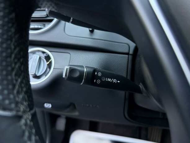 mercedes-benz-c-klasse-bensin-2013-big-15
