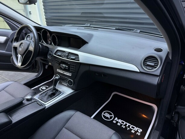 mercedes-benz-c-klasse-bensin-2013-big-12