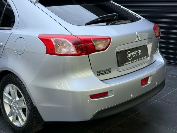 mitsubishi-lancer-diesel-2013-big-5