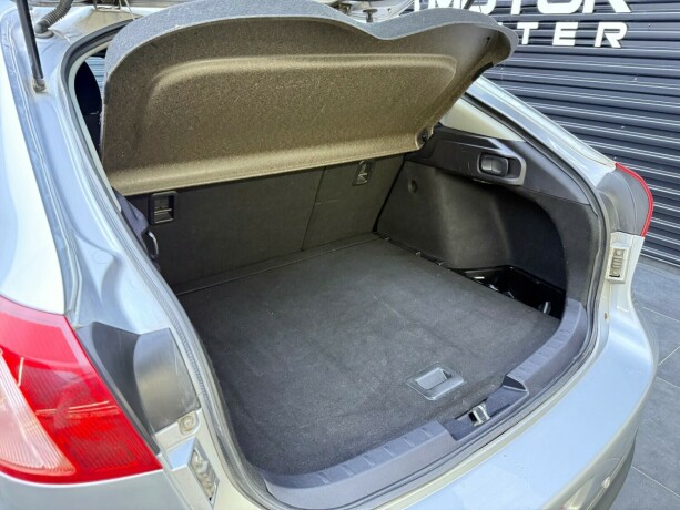 mitsubishi-lancer-diesel-2013-big-22