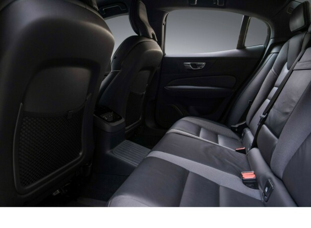 volvo-s60-elektrisitetbensin-2020-big-29