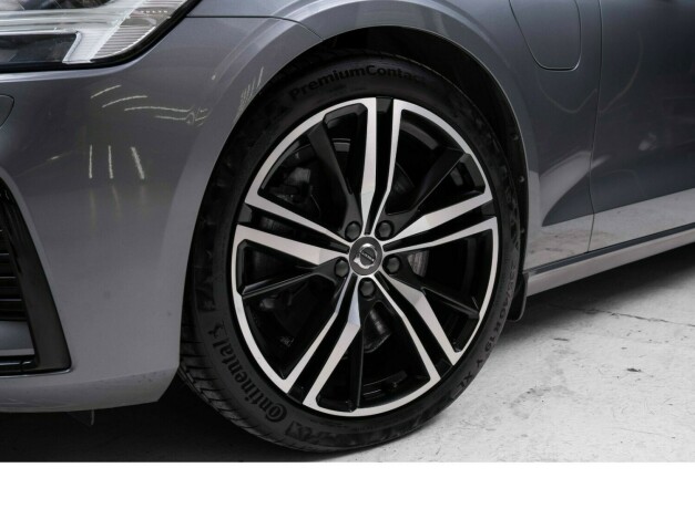 volvo-s60-elektrisitetbensin-2020-big-2