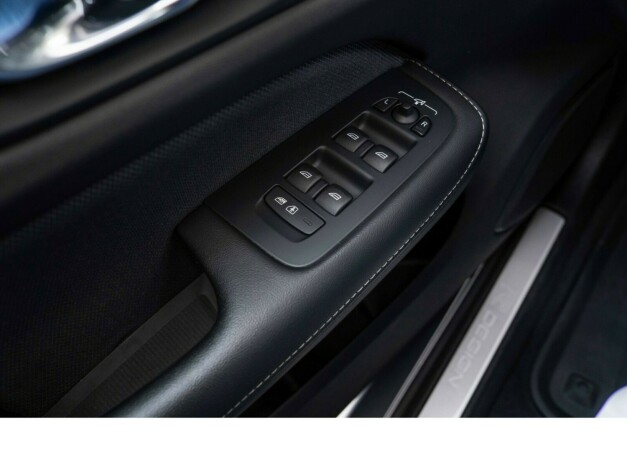 volvo-s60-elektrisitetbensin-2020-big-27