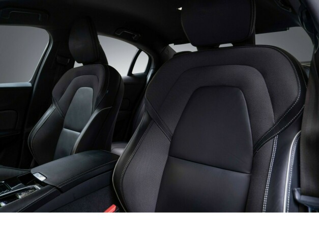 volvo-s60-elektrisitetbensin-2020-big-25