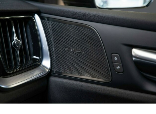 volvo-s60-elektrisitetbensin-2020-big-30