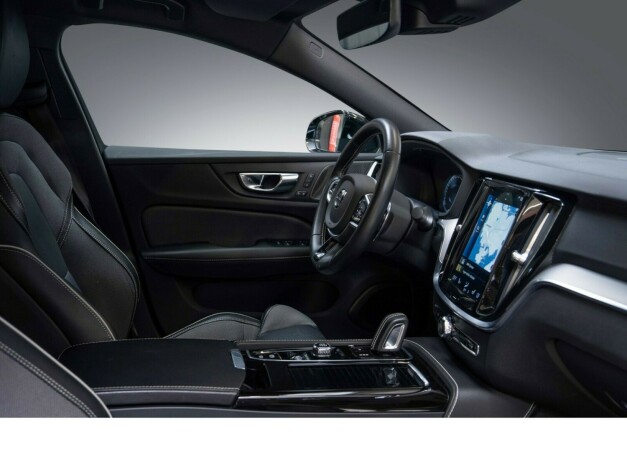 volvo-s60-elektrisitetbensin-2020-big-32