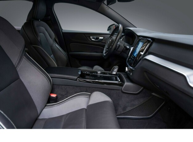 volvo-s60-elektrisitetbensin-2020-big-31