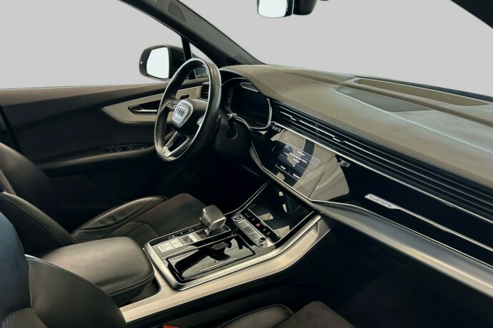 audi-q7-plug-in-petrol-2021-big-11
