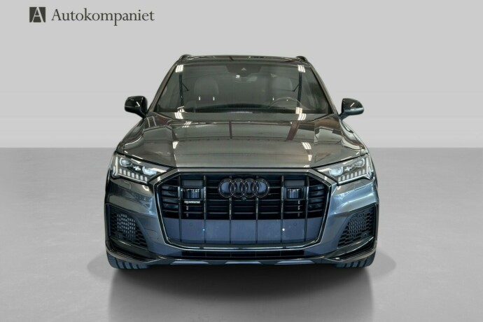 audi-q7-plug-in-petrol-2021-big-1