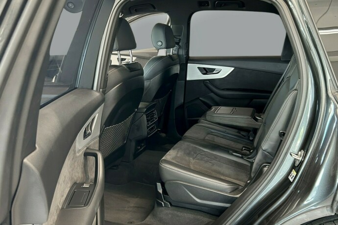 audi-q7-plug-in-petrol-2021-big-15