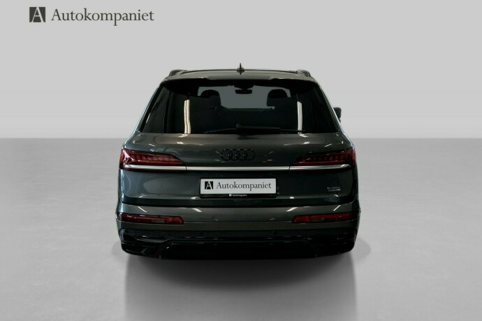audi-q7-plug-in-petrol-2021-big-4