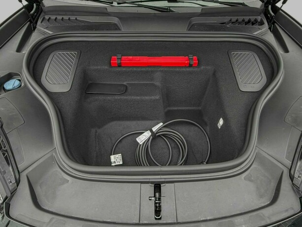 porsche-macan-elektrisitet-2025-big-56