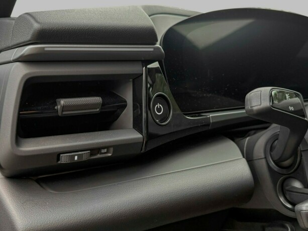 porsche-macan-elektrisitet-2025-big-24