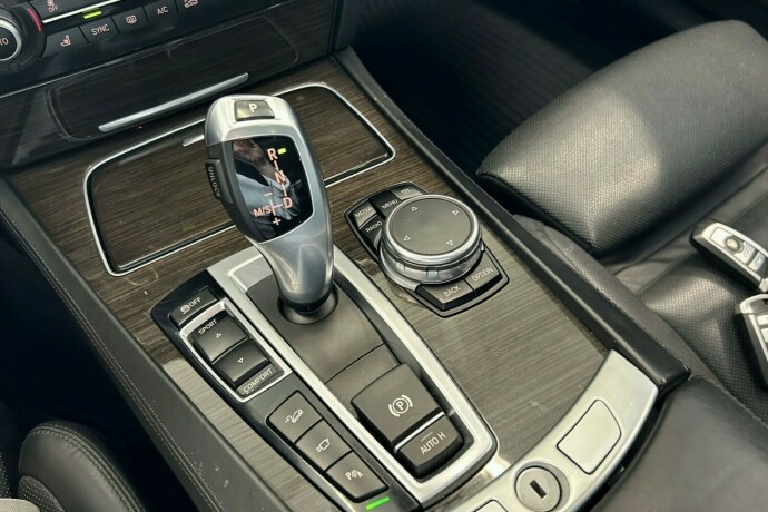bmw-7-serie-diesel-2015-big-15