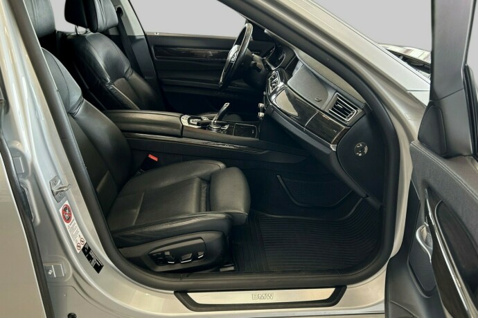 bmw-7-serie-diesel-2015-big-11