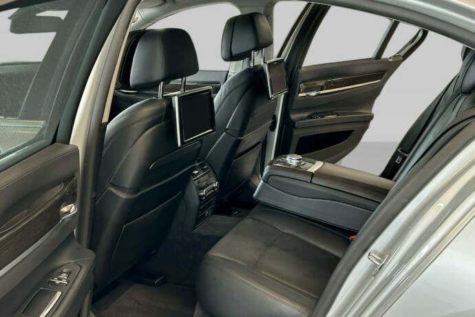 bmw-7-serie-diesel-2015-big-16