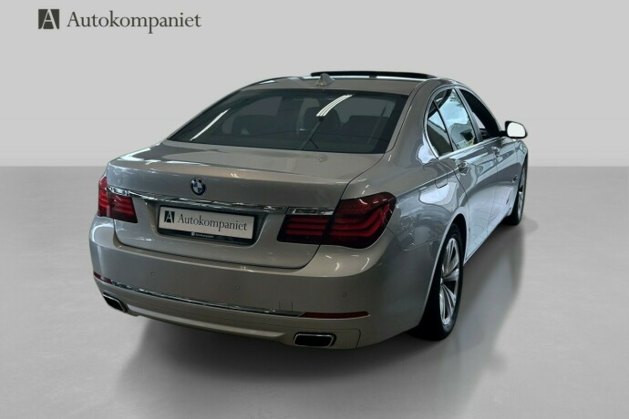 bmw-7-serie-diesel-2015-big-5