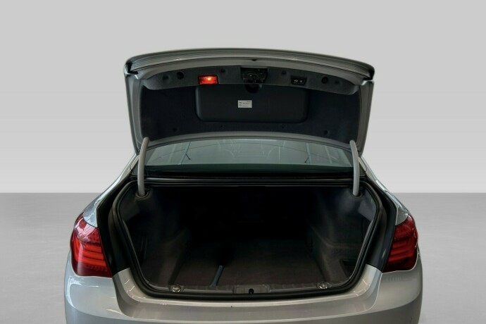 bmw-7-serie-diesel-2015-big-20