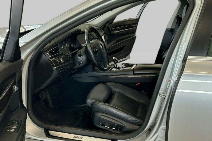 bmw-7-serie-diesel-2015-big-8