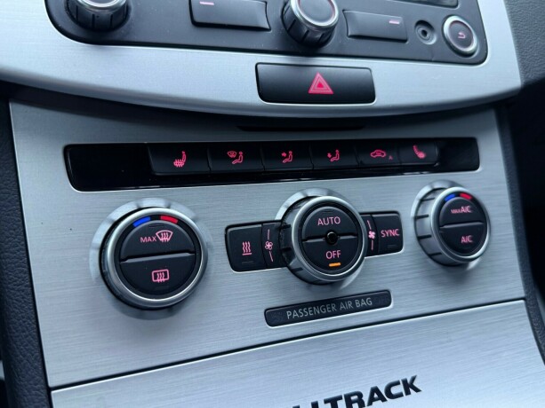 volkswagen-passat-alltrack-diesel-2013-big-26