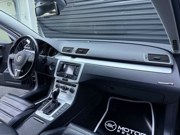 volkswagen-passat-alltrack-diesel-2013-big-11