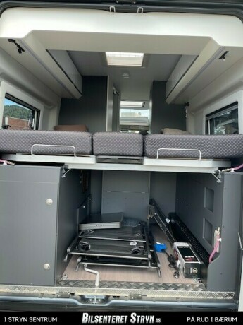 adria-twin-640-slb-diesel-2025-big-25