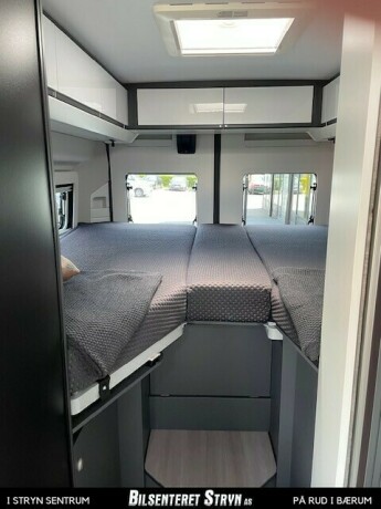 adria-twin-640-slb-diesel-2025-big-17
