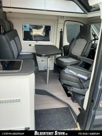 adria-twin-640-slb-diesel-2025-big-13