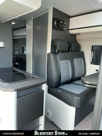 adria-twin-640-slb-diesel-2025-big-8