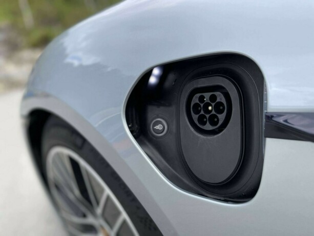 porsche-taycan-elektrisitet-2020-big-32