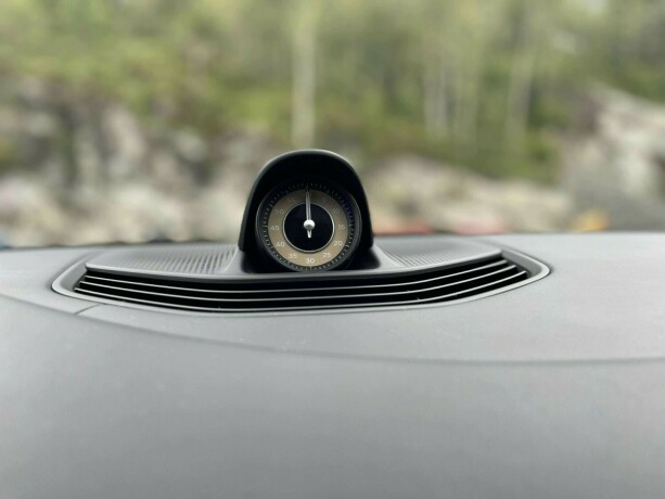 porsche-taycan-elektrisitet-2020-big-18