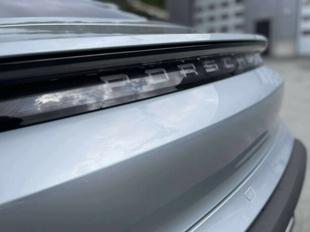 porsche-taycan-elektrisitet-2020-big-34