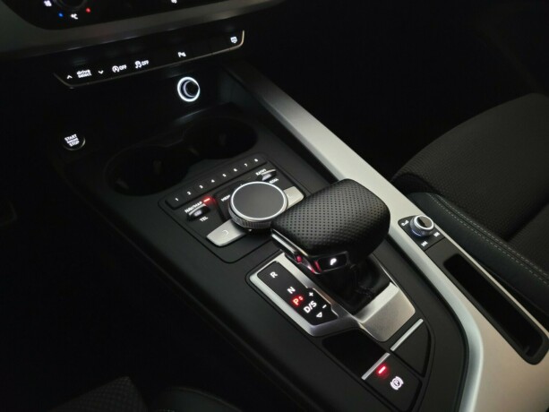 audi-a4-diesel-2017-big-29