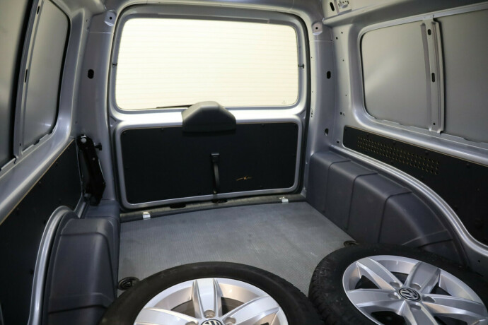 volkswagen-caddy-maxi-diesel-2018-big-13