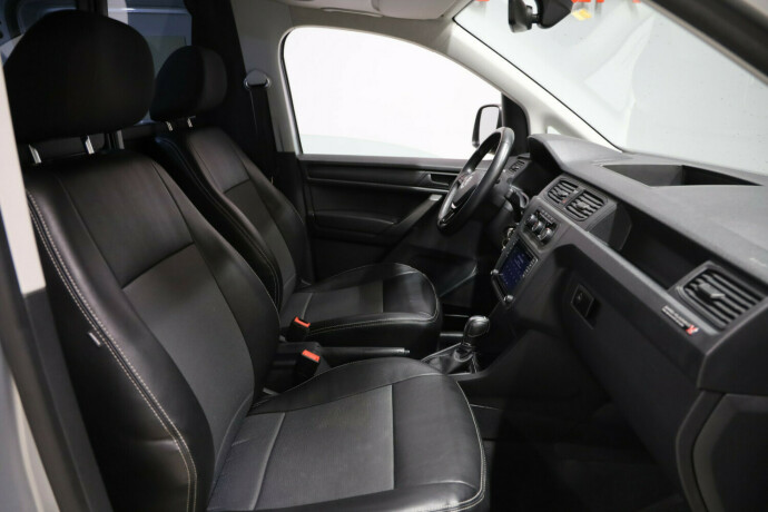 volkswagen-caddy-maxi-diesel-2018-big-10