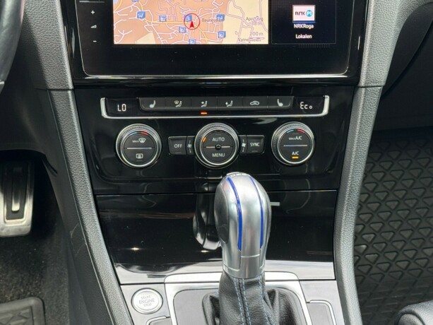 volkswagen-golf-elektrisitetbensin-2017-big-10