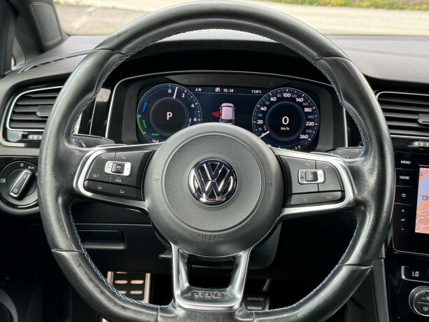 volkswagen-golf-elektrisitetbensin-2017-big-13