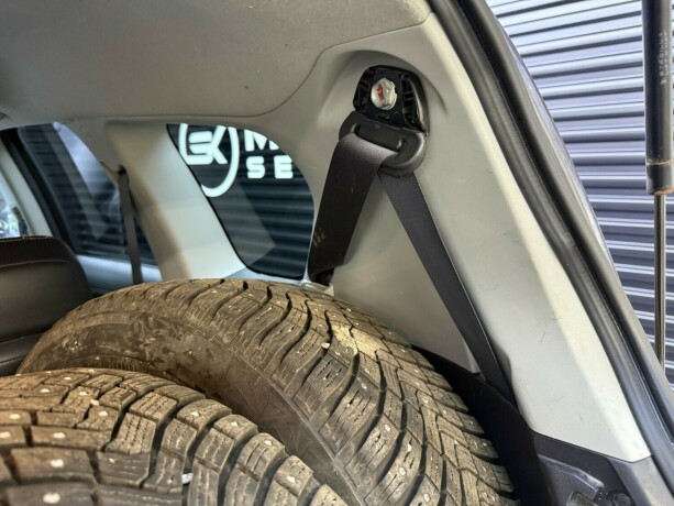 mitsubishi-outlander-diesel-2011-big-33