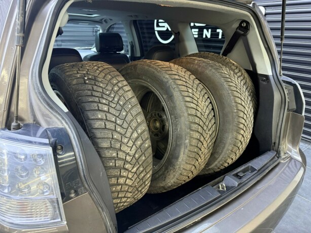 mitsubishi-outlander-diesel-2011-big-31